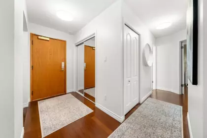 Hot Tub / Spa Photo of 412 1220 Fir Street, White Rock, BC