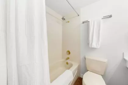 Swimming Pool Photo of 412 1220 Fir Street, White Rock, BC
