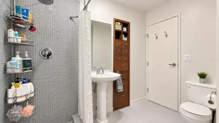 Basement Recreation Room Photo of 3352 Vincent Street, Port Coquitlam, BC