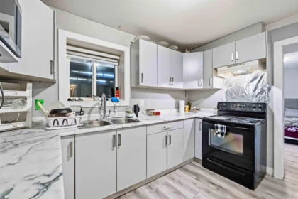 Hot Tub / Spa Photo of 17359 64a Avenue, Surrey, BC