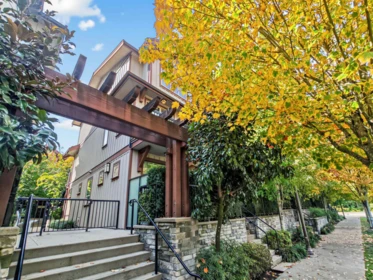 Garden / Landscaping Photo of 21 433 Seymour River Place, North Vancouver, BC