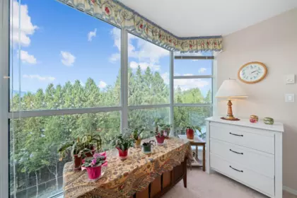 Powder Room Photo of 509 12148 224 Street, Maple Ridge, BC