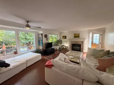 5724 Trail Avenue, Sechelt, BC, Sechelt — Single Family Residence for sale