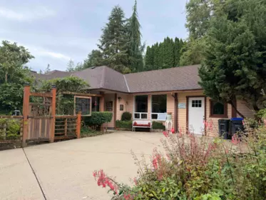 5724 Trail Avenue, Sechelt, BC, Sechelt — Single Family Residence for sale