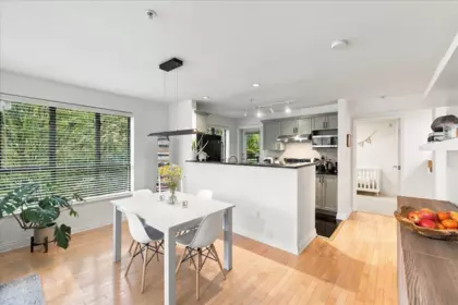 303 2015 Trafalgar Street, Vancouver, BC, Vancouver — Apartment/Condo for sale