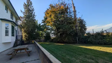 49381 Yale Road, Chilliwack, BC, Chilliwack — Single Family Residence for sale
