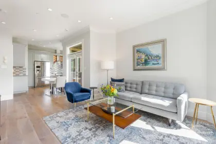 334 W 14th Avenue, Vancouver, BC, Vancouver — Townhouse for sale