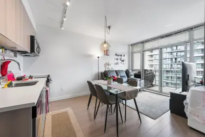 1701 13308 Central Avenue, Surrey, BC, Surrey — Apartment/Condo for sale