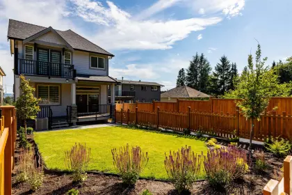 745 Edgar Avenue, Coquitlam, BC, Coquitlam — Half Duplex for sale