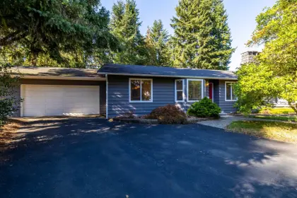 3645 203 Street, Langley, BC, Langley — Single Family Residence for sale
