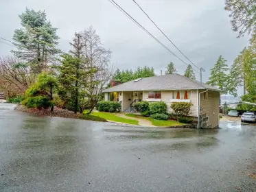 12717 107a Avenue, Surrey, BC, Surrey — Single Family Residence for sale
