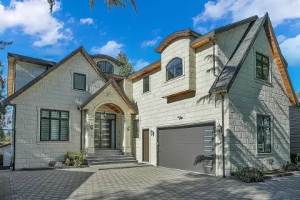 14081 75a Avenue, Surrey, BC, Surrey — Single Family Residence for sale
