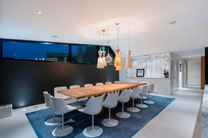 Entry Foyer Photo of 1071 Groveland Road, West Vancouver, BC