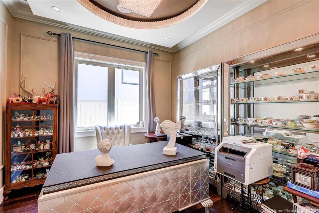 Basement Recreation Room Photo of 6680 Maple Road, Richmond, BC