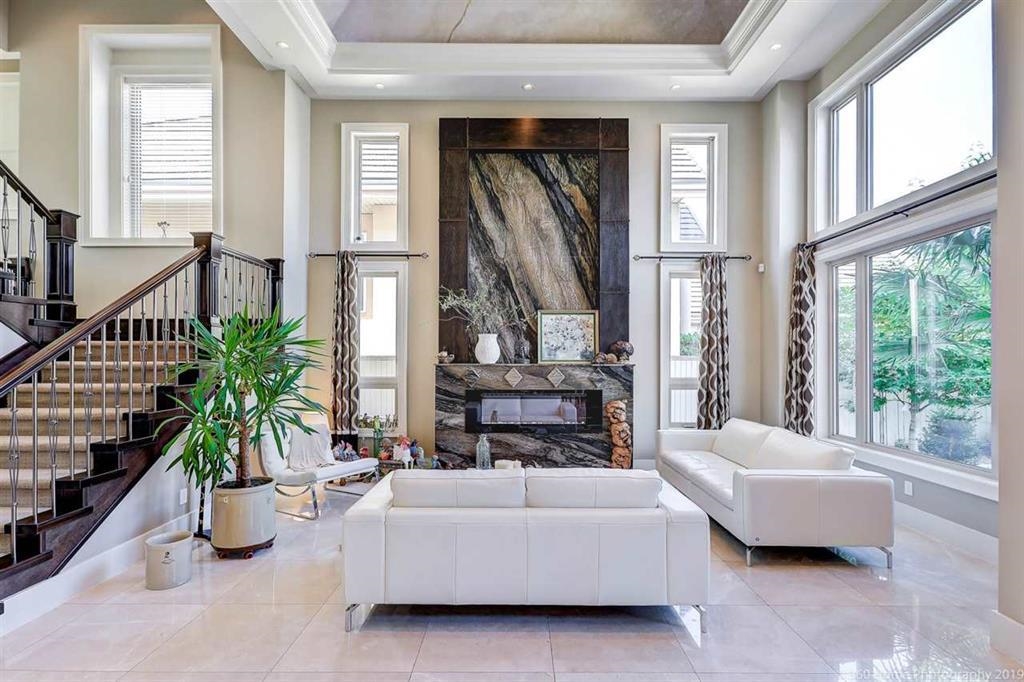 Kitchen Photo of 6680 Maple Road, Richmond, BC