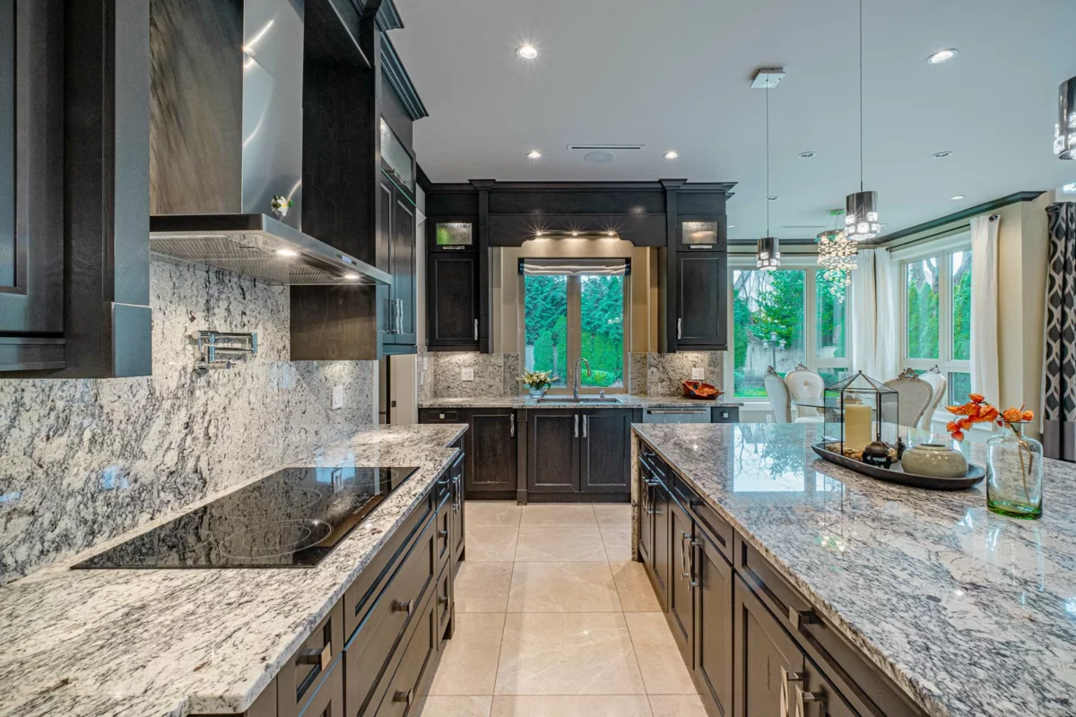 Walk-In Closet Photo of 6680 Maple Road, Richmond, BC