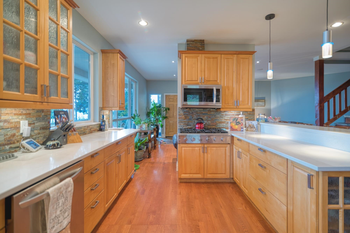 Bedroom 4 Photo of 4177 Johnston Heights Drive, Garden Bay, BC