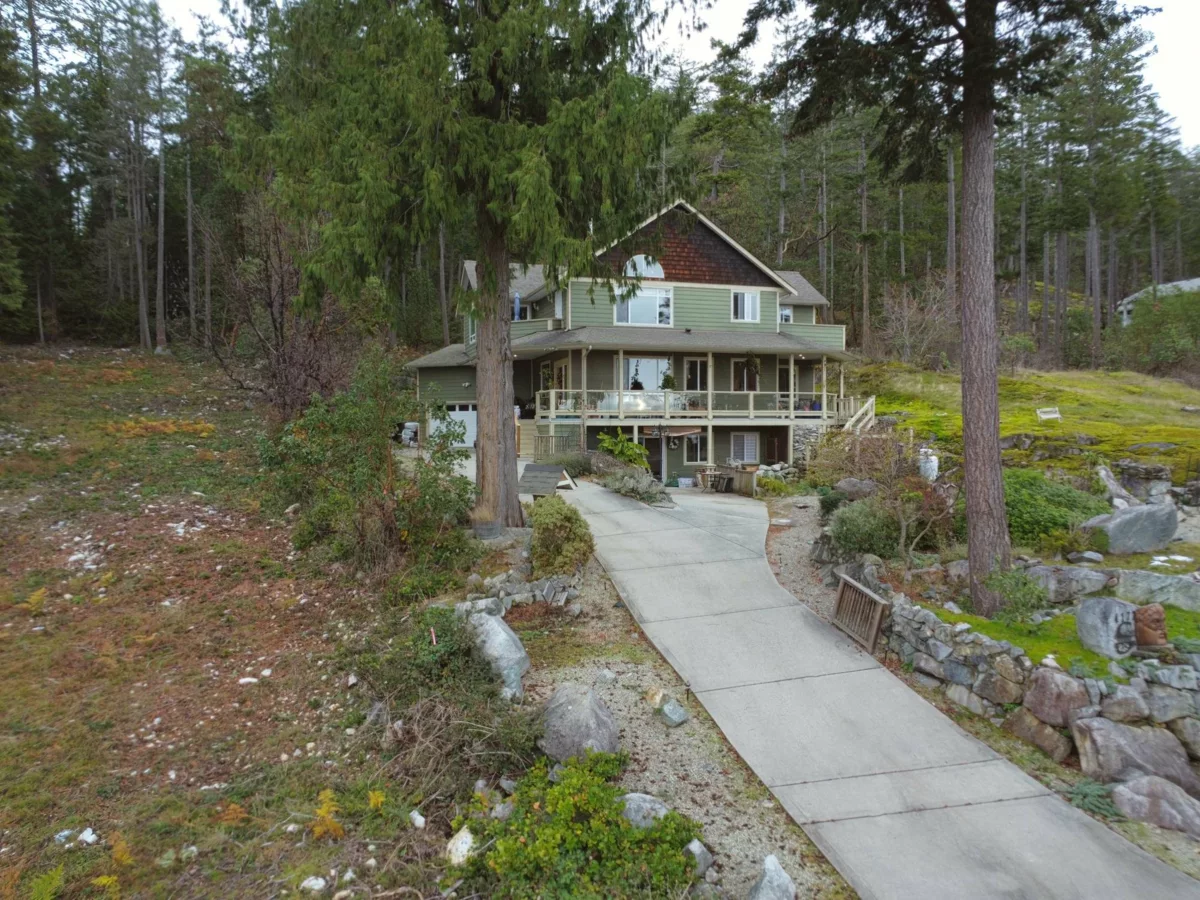 Community Amenities Photo (Clubhouse) of 4177 Johnston Heights Drive, Garden Bay, BC