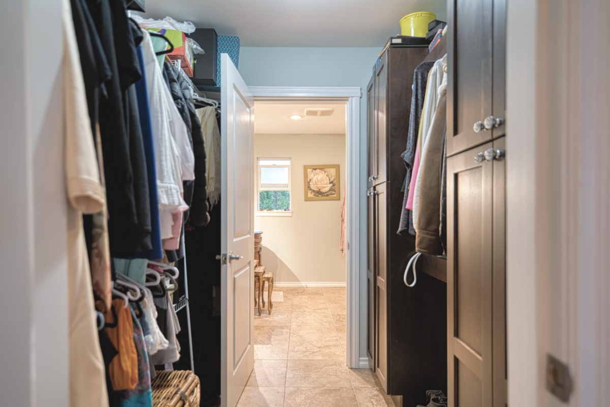 Garage Interior Photo of 4177 Johnston Heights Drive, Garden Bay, BC