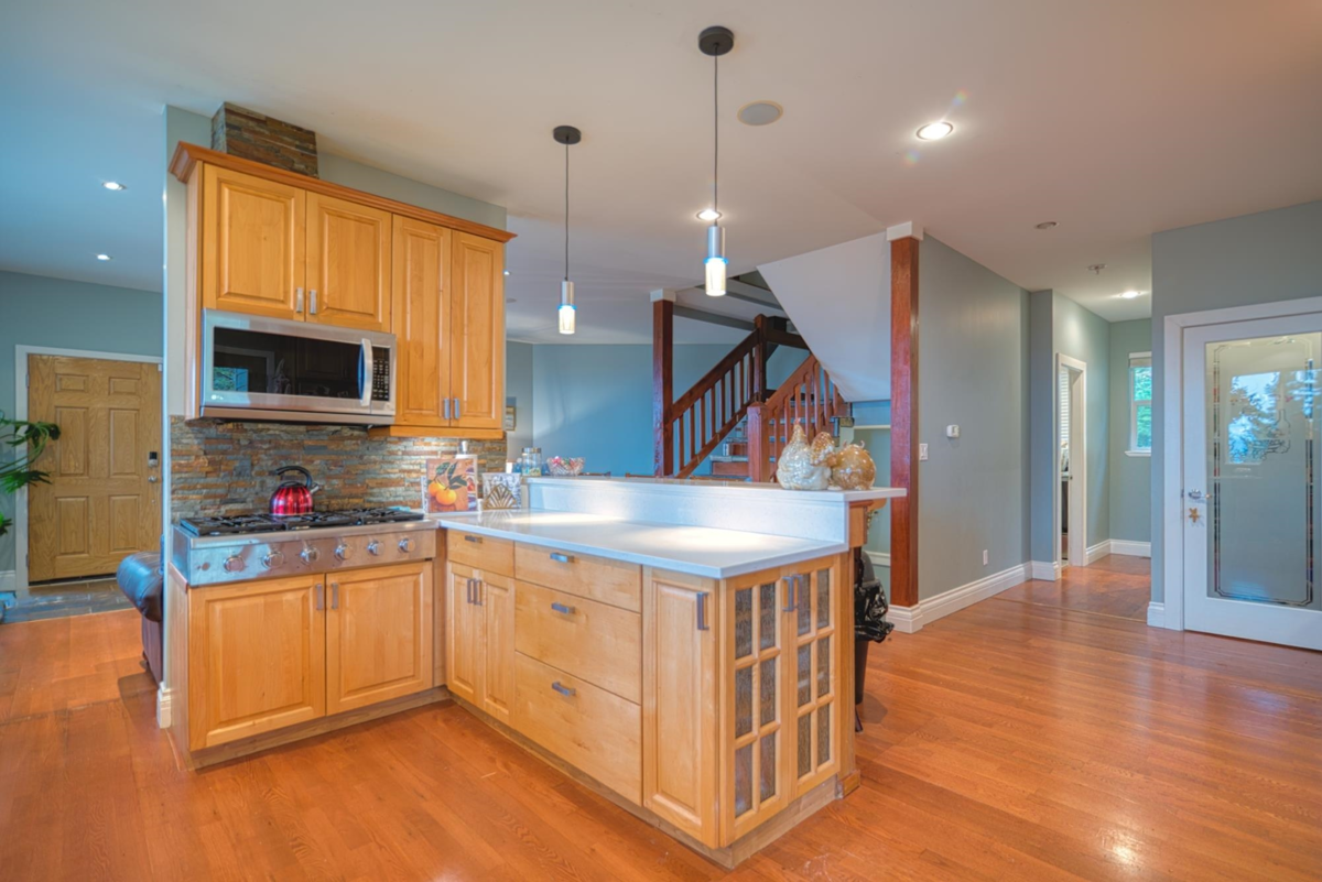 Guest Bathroom Photo of 4177 Johnston Heights Drive, Garden Bay, BC