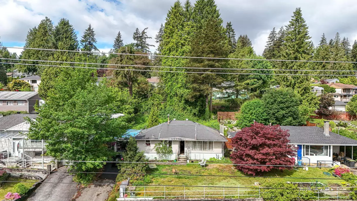 Kitchen Photo of 1780 Pitt River Road, Port Coquitlam, BC