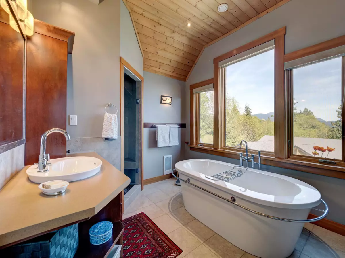 Powder Room Photo of 6373 N Gale Avenue, Sechelt, BC