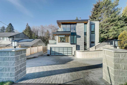 Exterior Rear Photo of 2010 Queens Avenue, West Vancouver, BC
