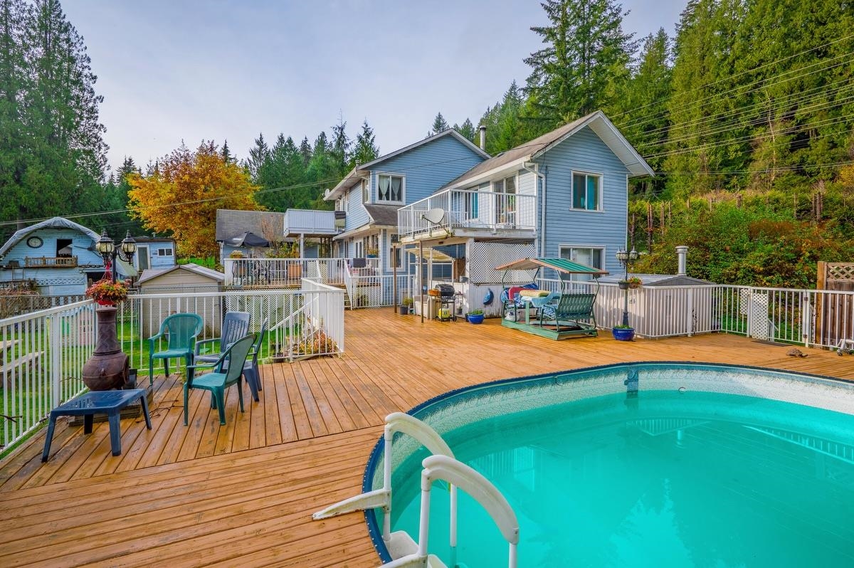 Exterior Rear Photo of 28316 Dewdney Trunk Road, Maple Ridge, BC