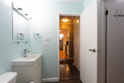 Basement Recreation Room Photo of 402 9880 Manchester Drive, Burnaby, BC