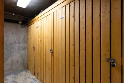 Hallway Photo of 402 9880 Manchester Drive, Burnaby, BC
