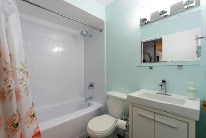 Powder Room Photo of 402 9880 Manchester Drive, Burnaby, BC