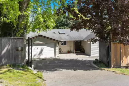 31709 Old Yale Road, Abbotsford, BC, Abbotsford — Single Family Residence for sale