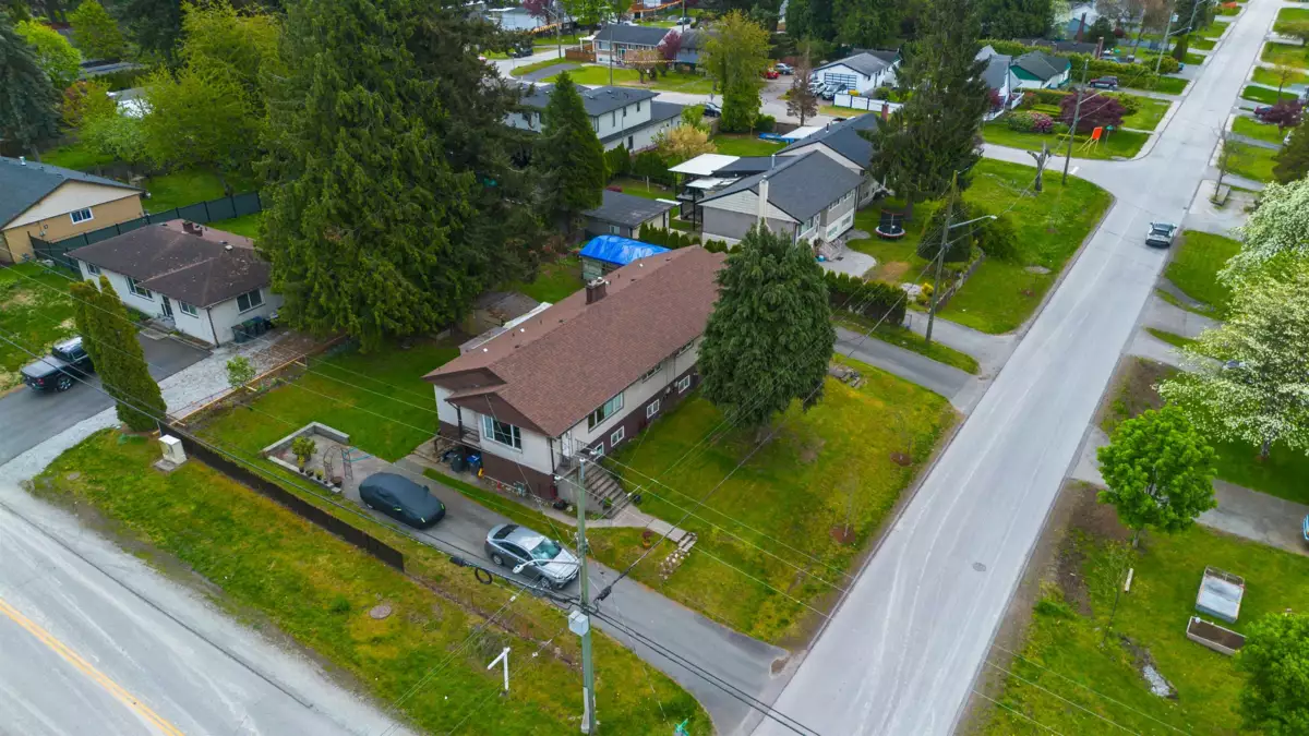 Fitness Center Photo Near 10184 127 Street, Surrey, BC