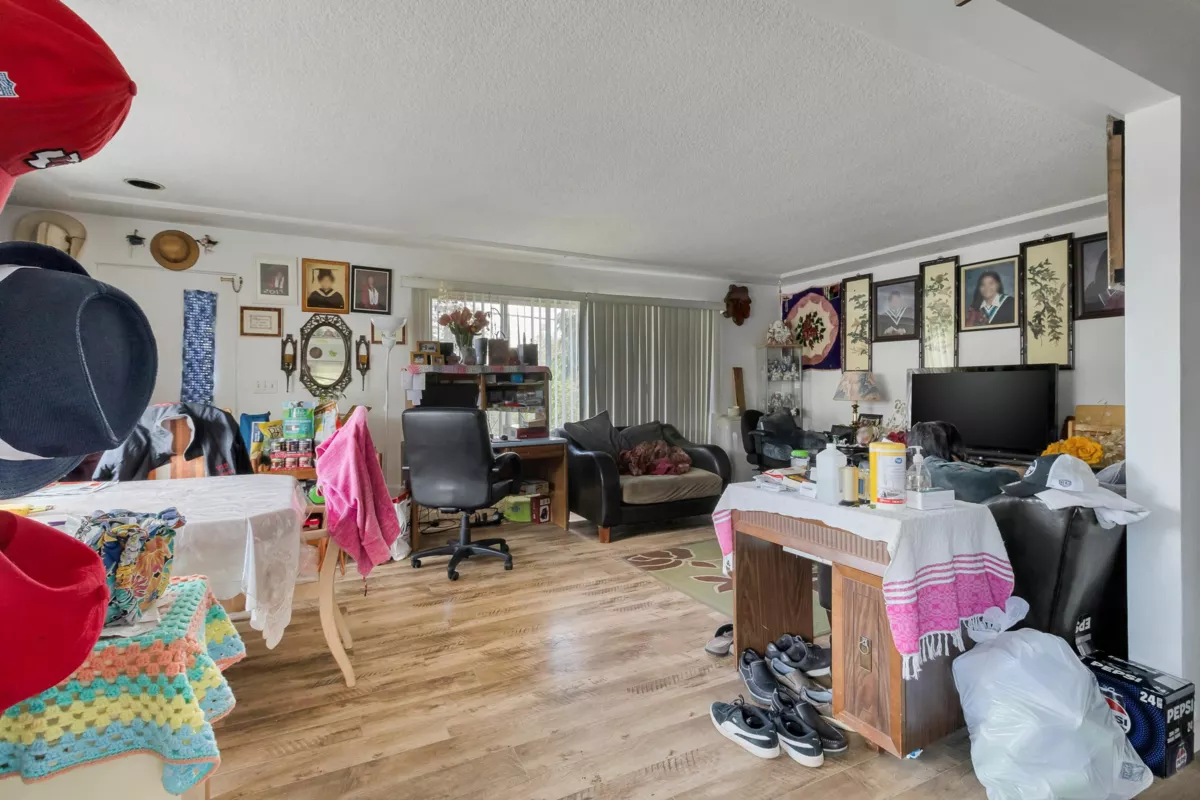 Laundry Room Photo of 10184 127 Street, Surrey, BC