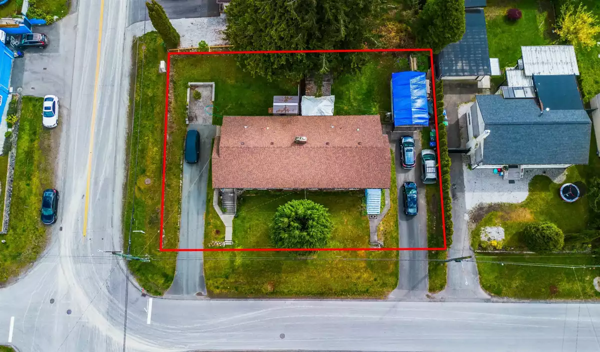 Outdoor Kitchen Photo of 10184 127 Street, Surrey, BC