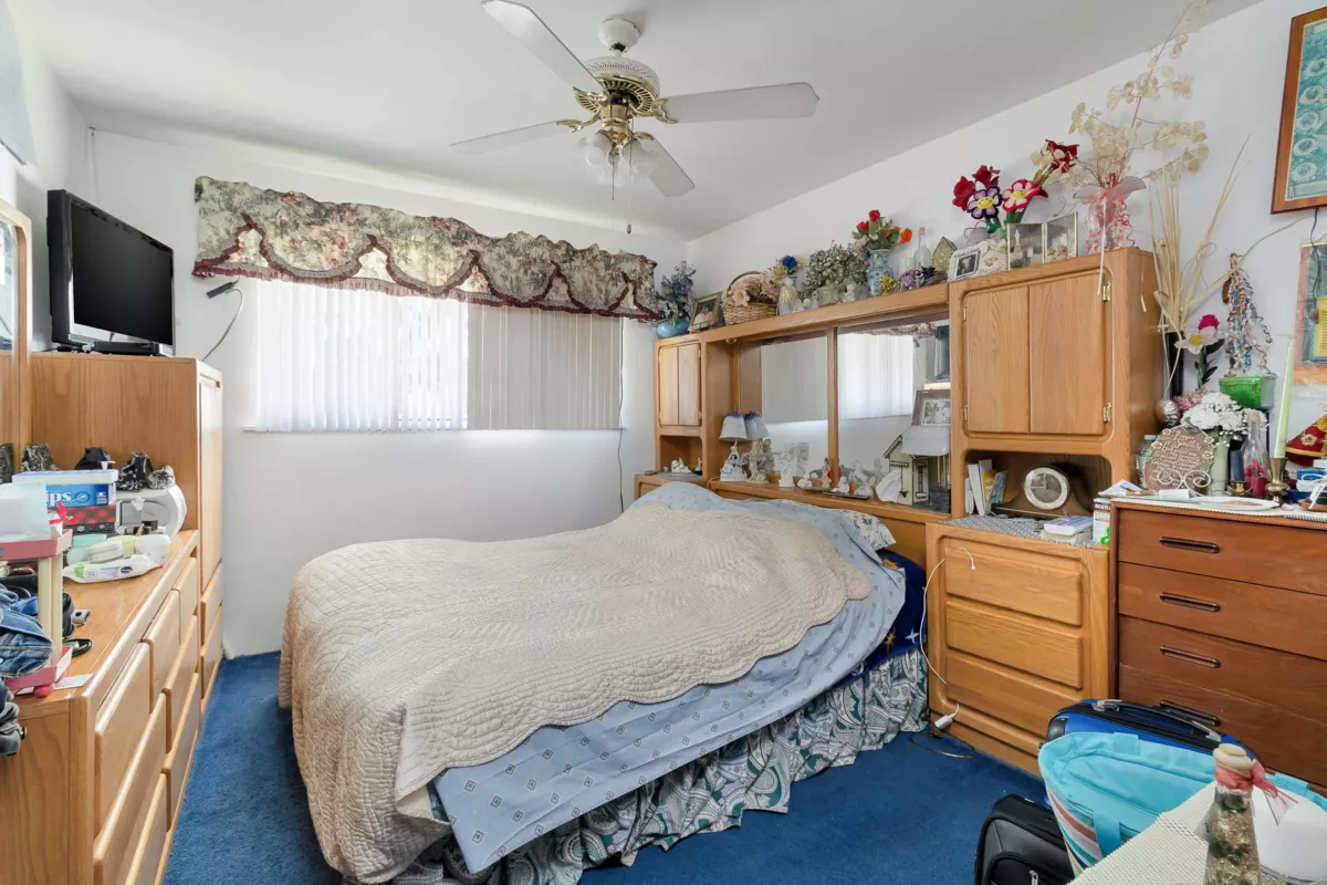 Staircase Photo of 10184 127 Street, Surrey, BC