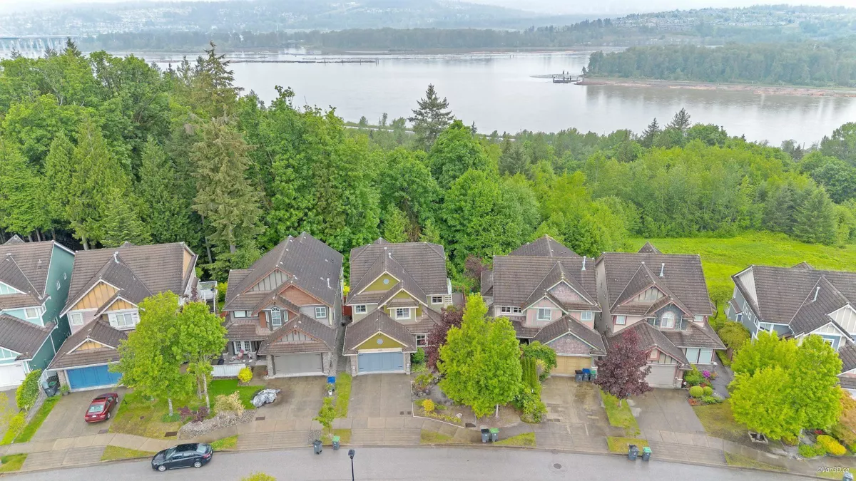 Exterior Front Photo of 11353 154a Street, Surrey, BC