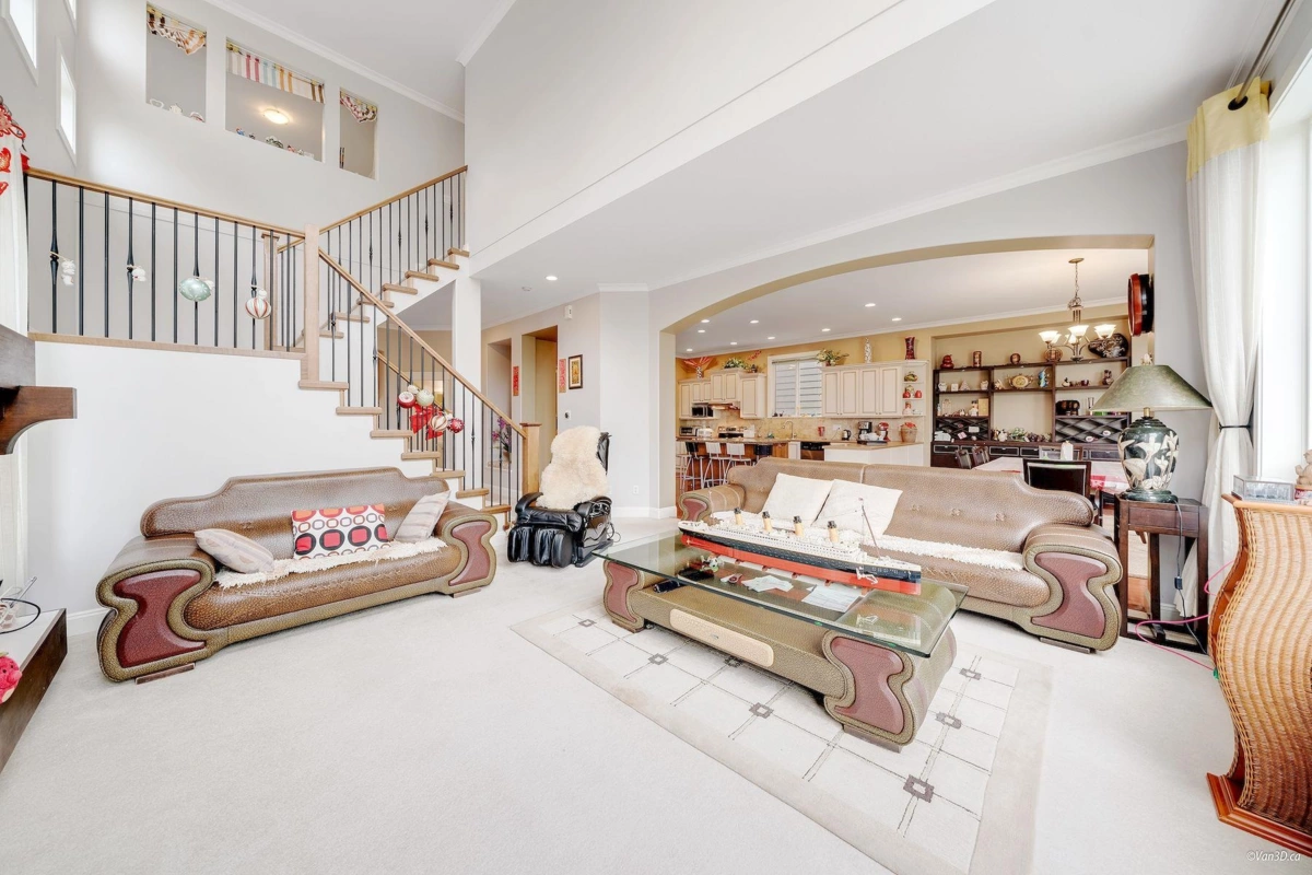 Garage Interior Photo of 11353 154a Street, Surrey, BC