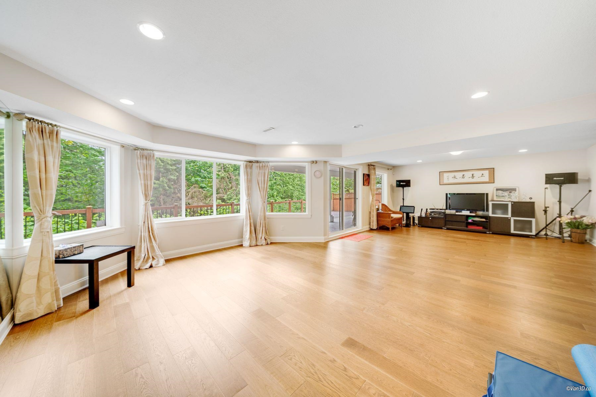 Outdoor Kitchen Photo of 11353 154a Street, Surrey, BC