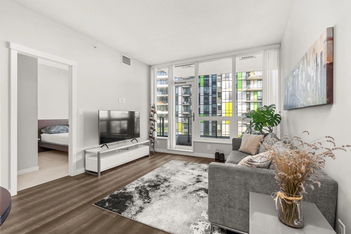 Walk-In Closet Photo of 606 5628 Birney Avenue, Vancouver, BC