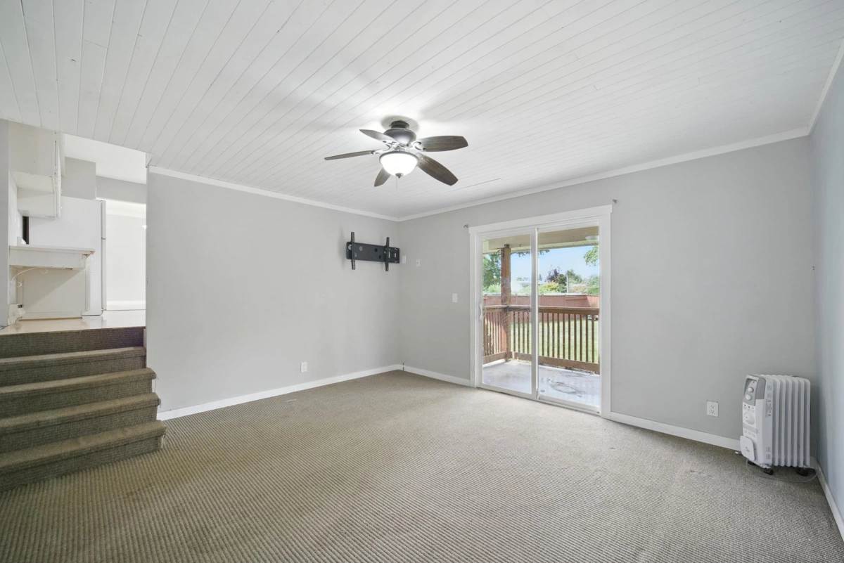 Kitchen Photo of 10065 Dublin Drive, Chilliwack, BC