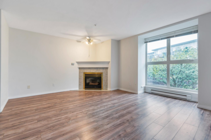 209 10128 132 Street, Surrey, BC, Surrey — Apartment/Condo for sale