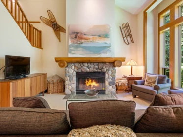 3 4668 Blackcomb Way, Whistler, BC, Whistler — Townhouse for sale
