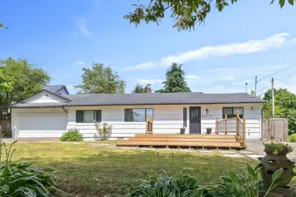 35331 Mcewen Avenue, Mission, BC, Mission — Single Family Residence for sale