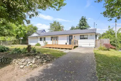 35331 Mcewen Avenue, Mission, BC, Mission — Single Family Residence for sale