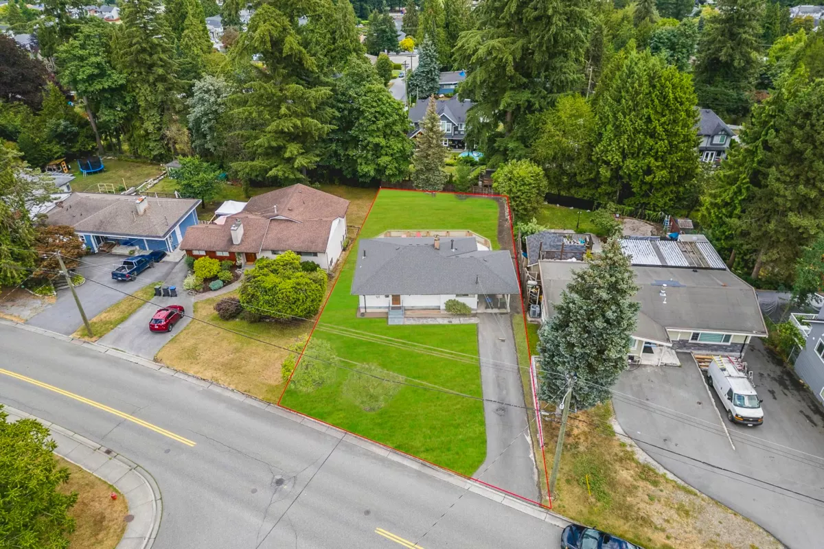 Family Room Photo of 1733 Eastern Drive, Port Coquitlam, BC