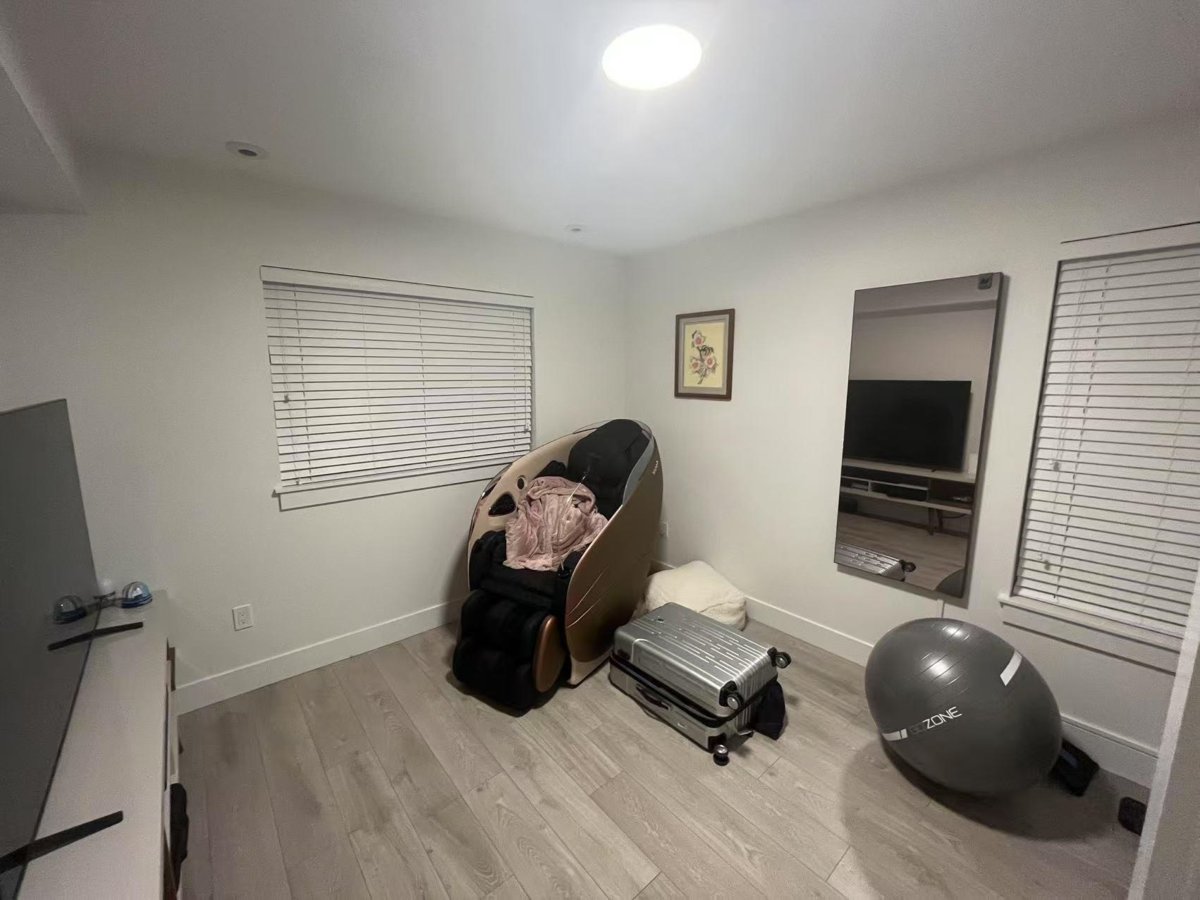 Dining Area Photo of 26 19624 56 Avenue, Langley, BC