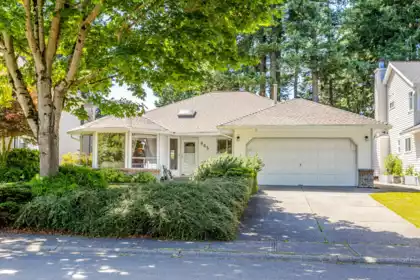 965 164a St. Street, Surrey, BC, Surrey — Single Family Residence for sale