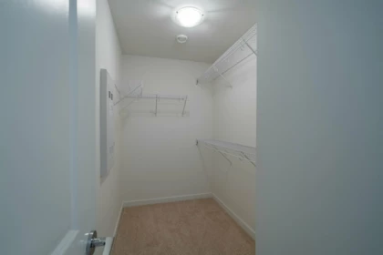 Mudroom Photo of 508 15835 85 Avenue, Surrey, BC