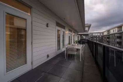 Staircase Photo of 508 15835 85 Avenue, Surrey, BC